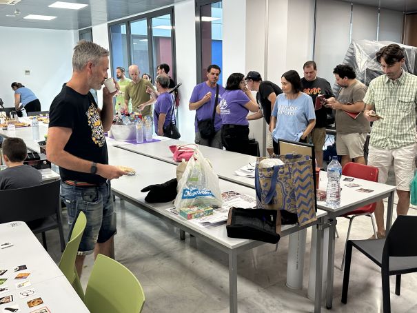 Los diseñadores presentan sus prototipos